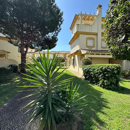 Adosado En Novo Sancti Petri Будинок відпочинку *