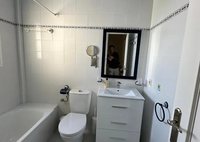 Adosado En Novo Sancti Petri *