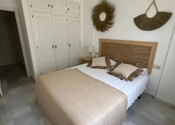 Adosado En Novo Sancti Petri Holiday home *