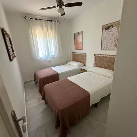 Adosado En Novo Sancti Petri Holiday home