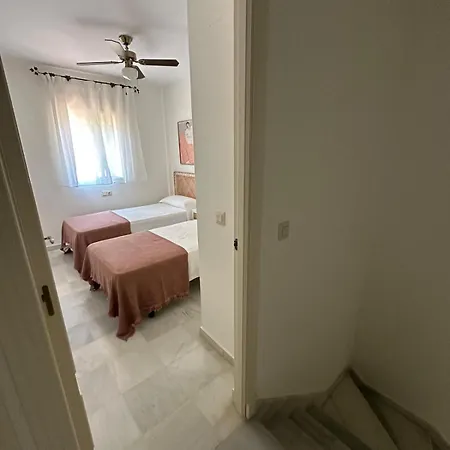 Adosado En Novo Sancti Petri Καντίζ