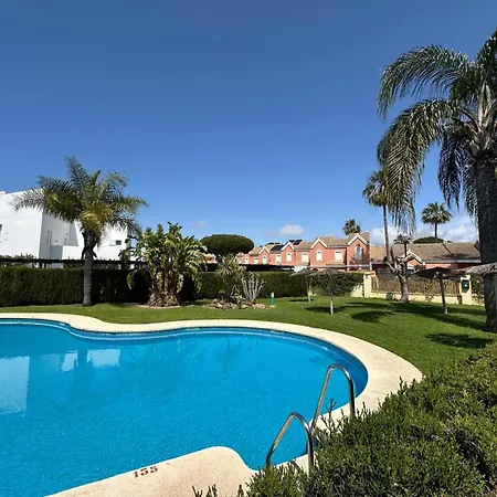 Holiday home Adosado En Novo Sancti Petri