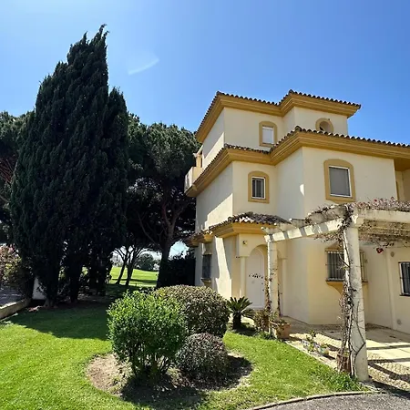 Casa de Férias Adosado En Novo Sancti Petri Cádis