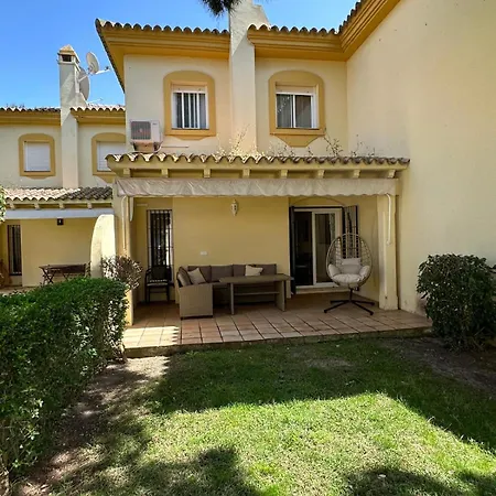 Adosado En Novo Sancti Petri Καντίζ