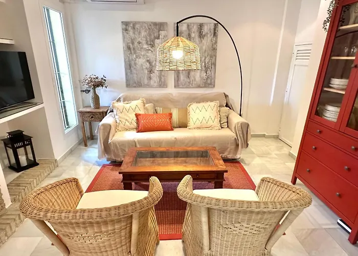 Adosado En Novo Sancti Petri Ferienhaus *