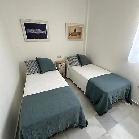 Сasa de vacaciones Adosado En Novo Sancti Petri *